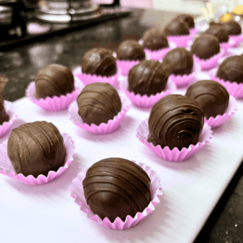 Curso Bala Baiana, Bombons e Trufas 16/08/25 9h às 12h30